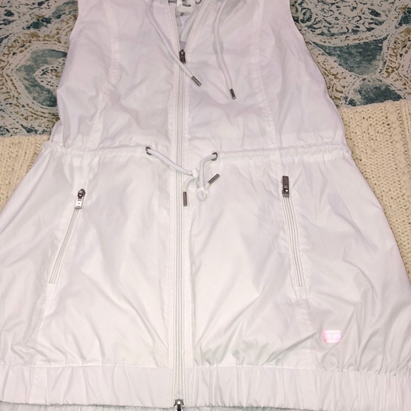 TOMMY Hilfiger Sport size large windbreaker jacket - Picture 10 of 11